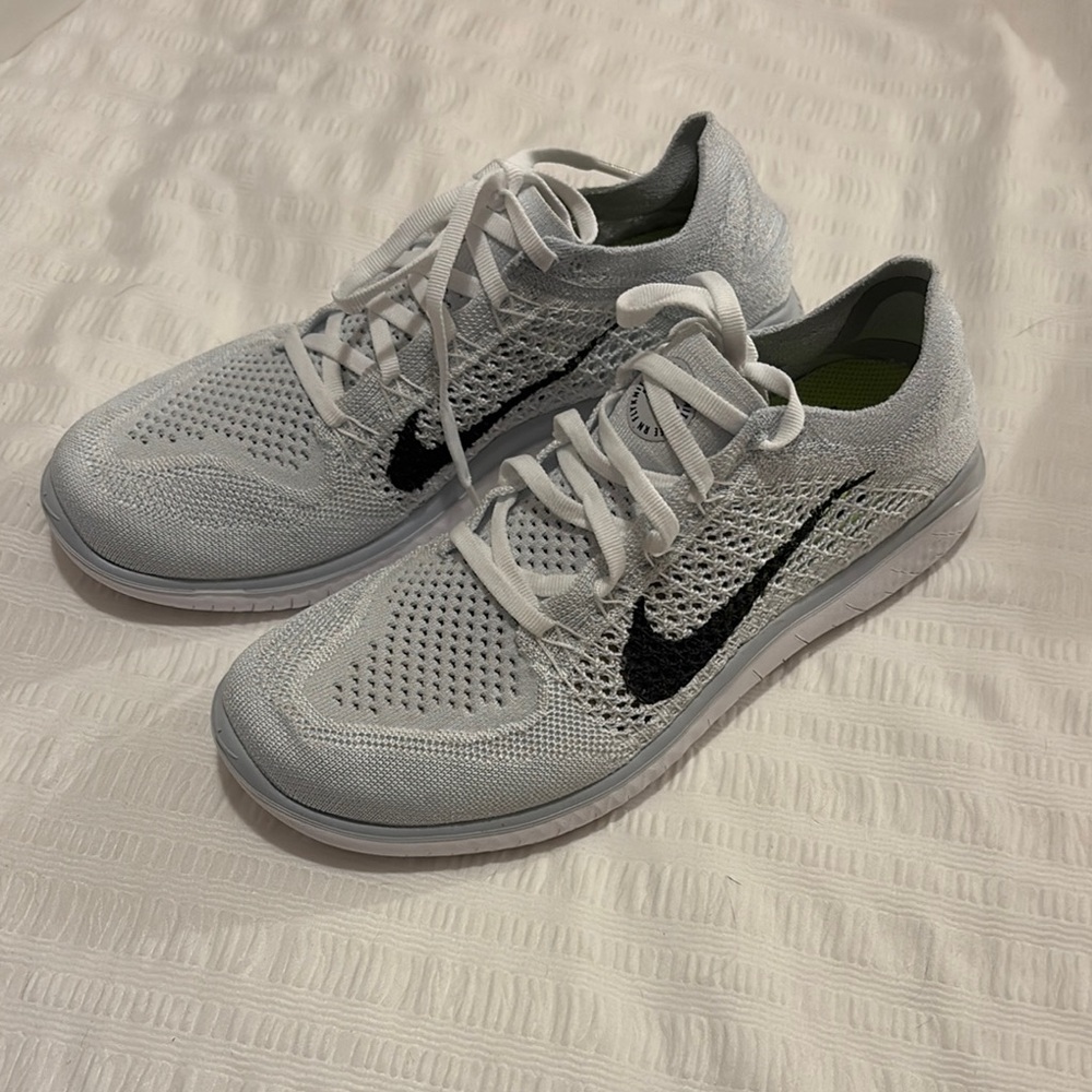 Nike Free Run Fly Knit Sneakers